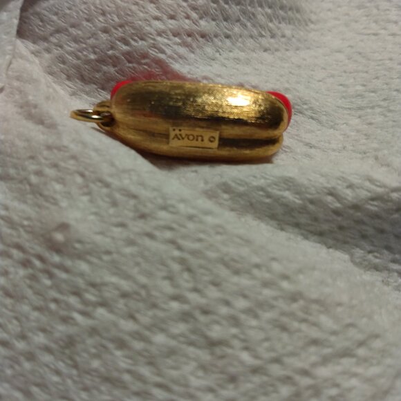 1970s Avon hotdog charm - Picture 2 of 3